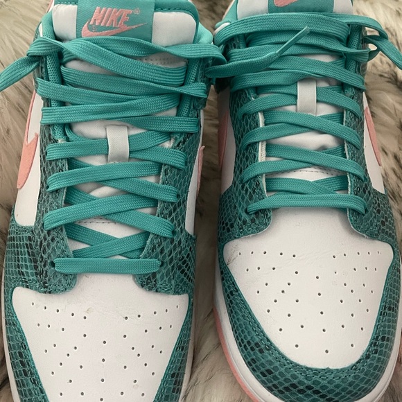 Nike Dunks Easter Color Python Print Men’s Sz 11.5 - Picture 5 of 5